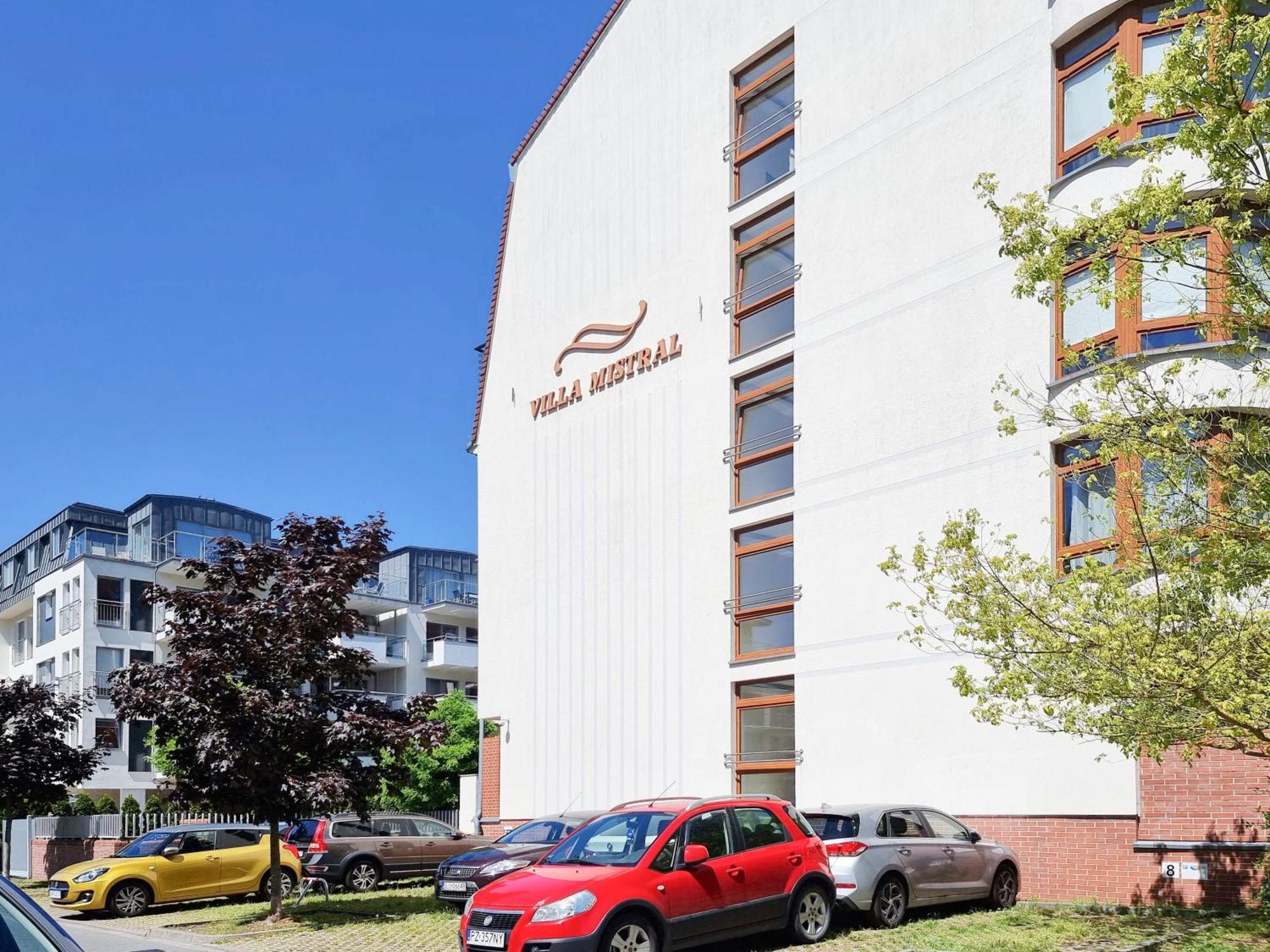 Visit Baltic - Mistral Apartment ชวีโนวิชแจ ภายนอก รูปภาพ